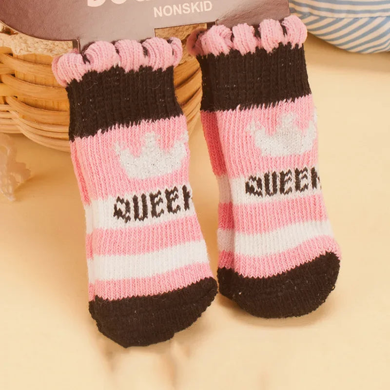 4Pcs Cute Pet Dog Socks with Print Anti-Slip Cats Puppy Shoes Paw Protector Products for Small Breeds Spitz York Dogs Chihuahua